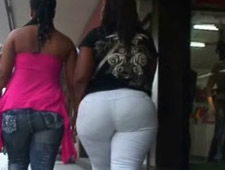 Mega Jeans