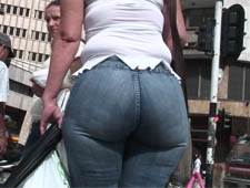 Mega Jeans