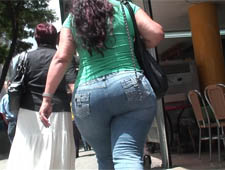 Mega Jeans