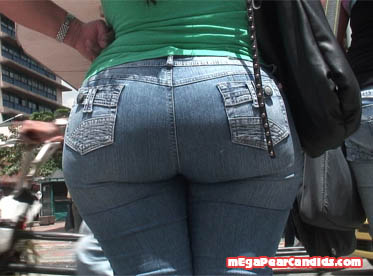 Mega Jeans